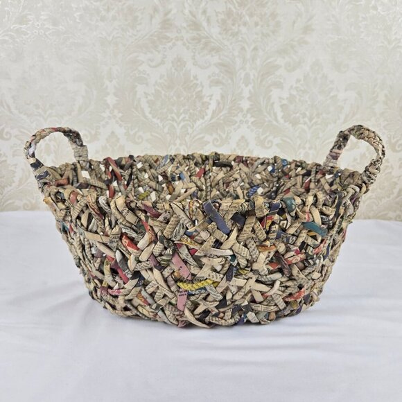 Handmade Double Handled Oval Shaped Basket Made From Newspapers - Picture 3 of 10